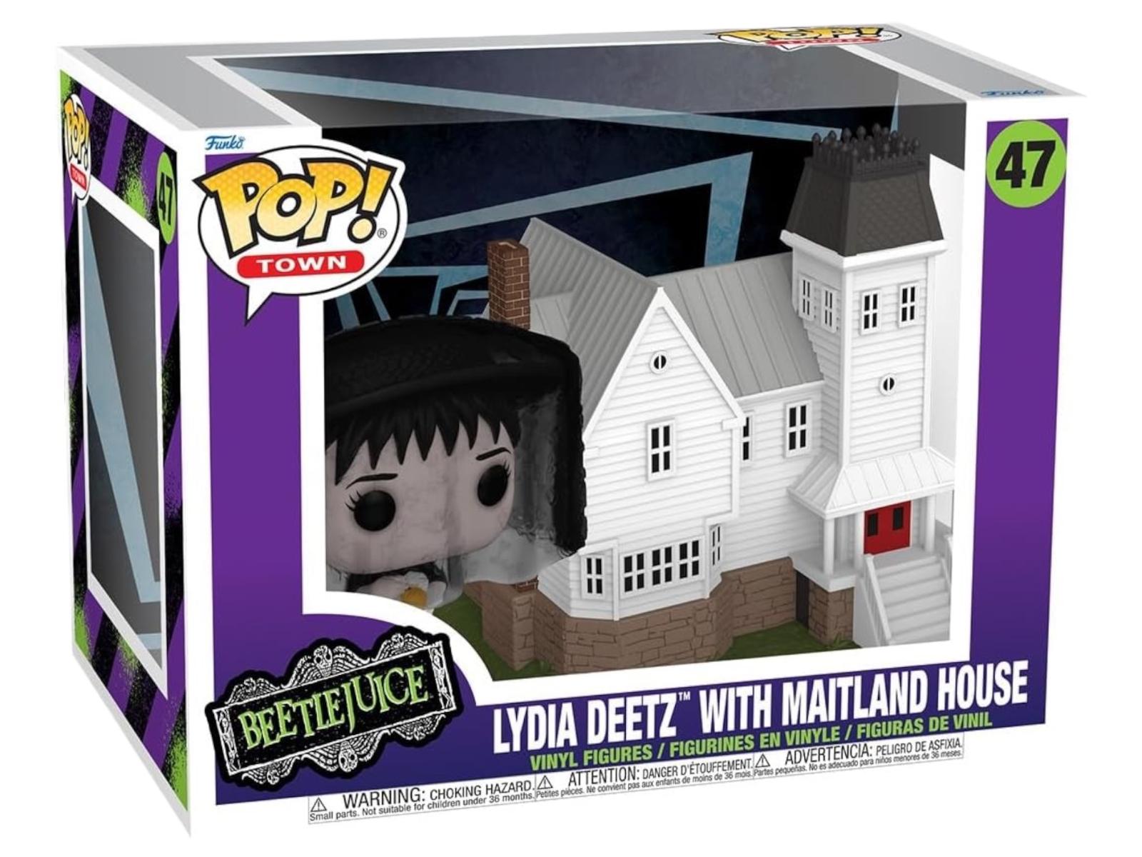 Image of Lydia Deetz with Maitland House (Beetlejuice) #47