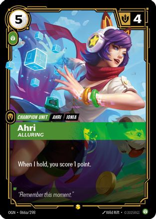 Image of Ahri - Alluring (Alternate Art) (066a/298) - Origins Foil