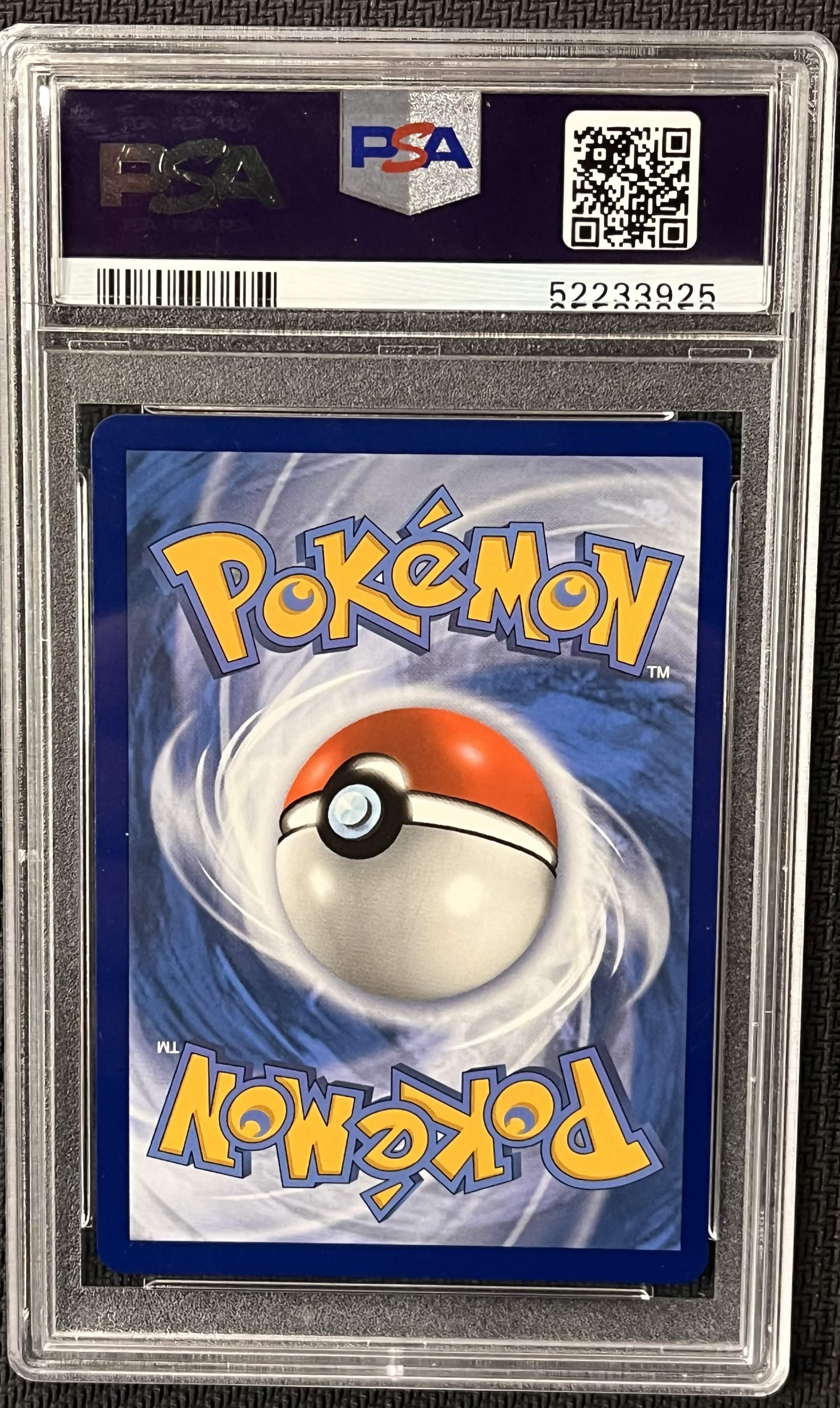Image of Charizard Vmax - 020/189 - SWSH - Darkness Ablaze - PSA 9
